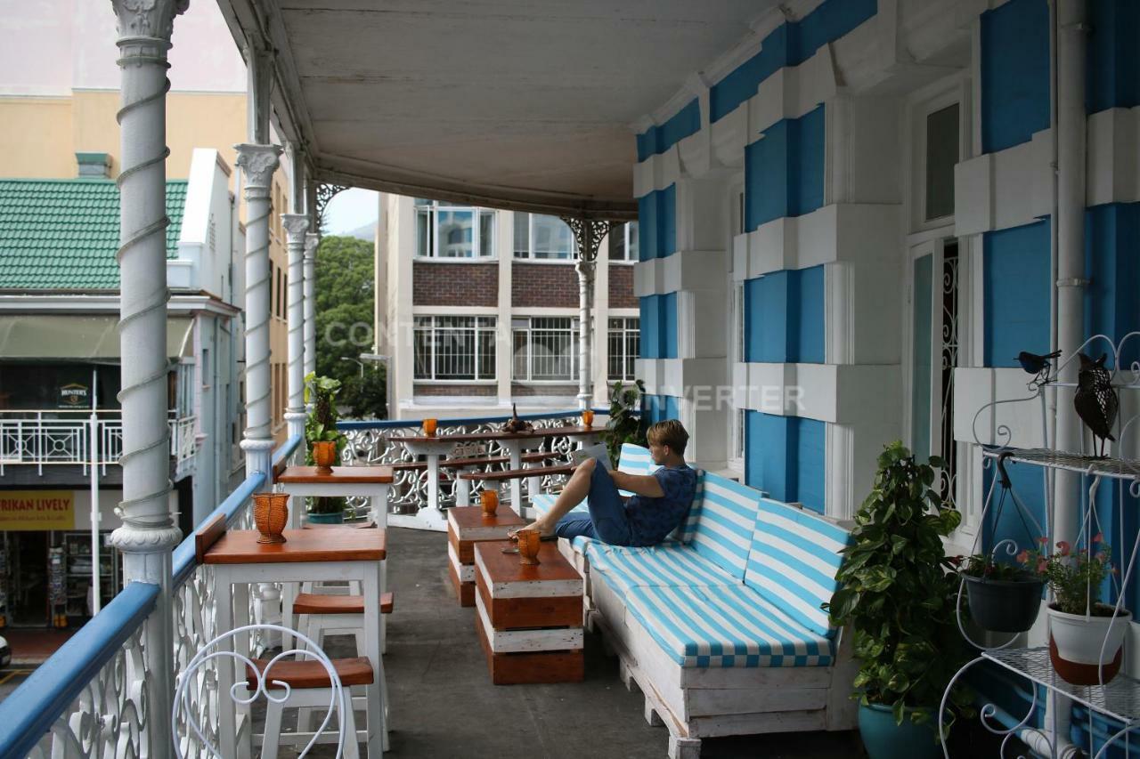 Hostel Urban Hive Backpackers *