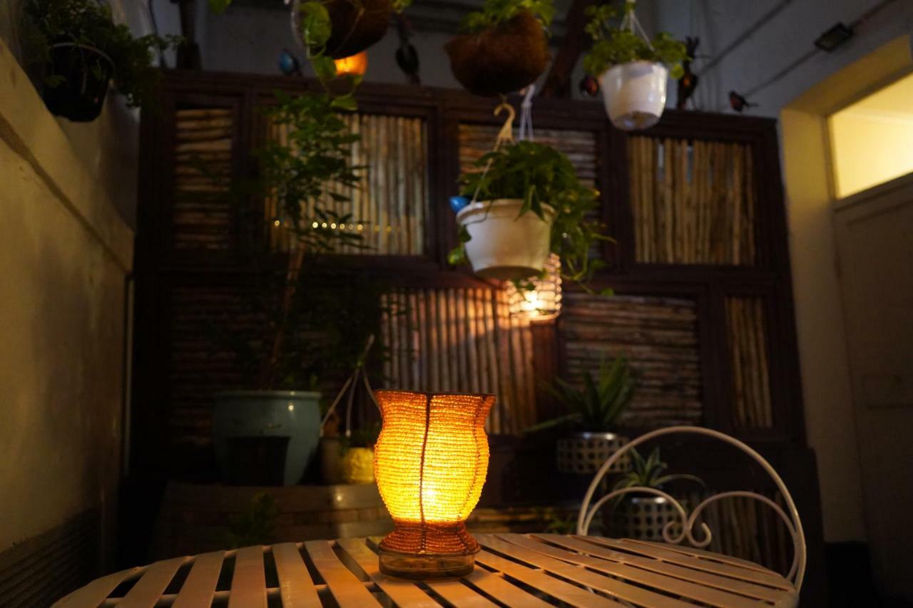 Urban Hive Backpackers *