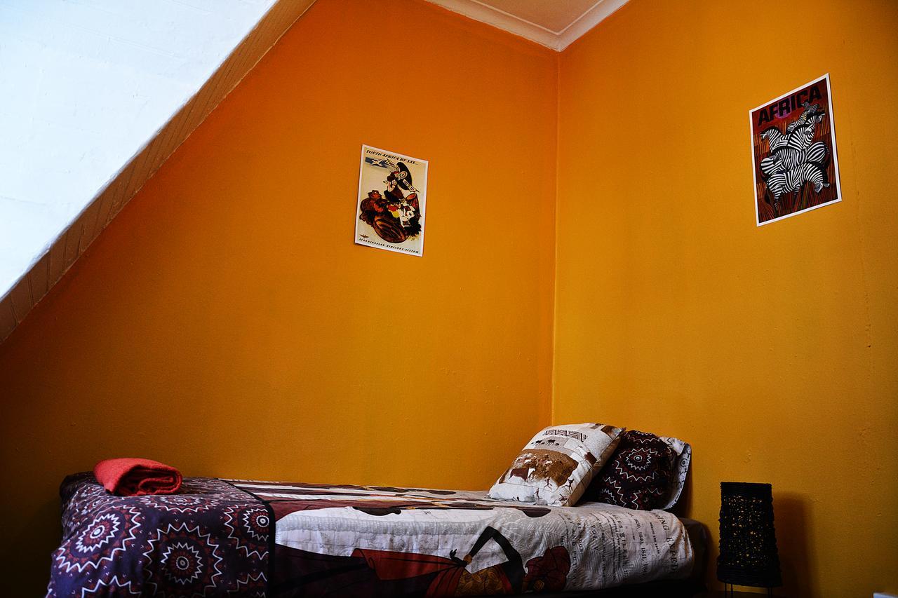 Hostel Urban Hive Backpackers *
