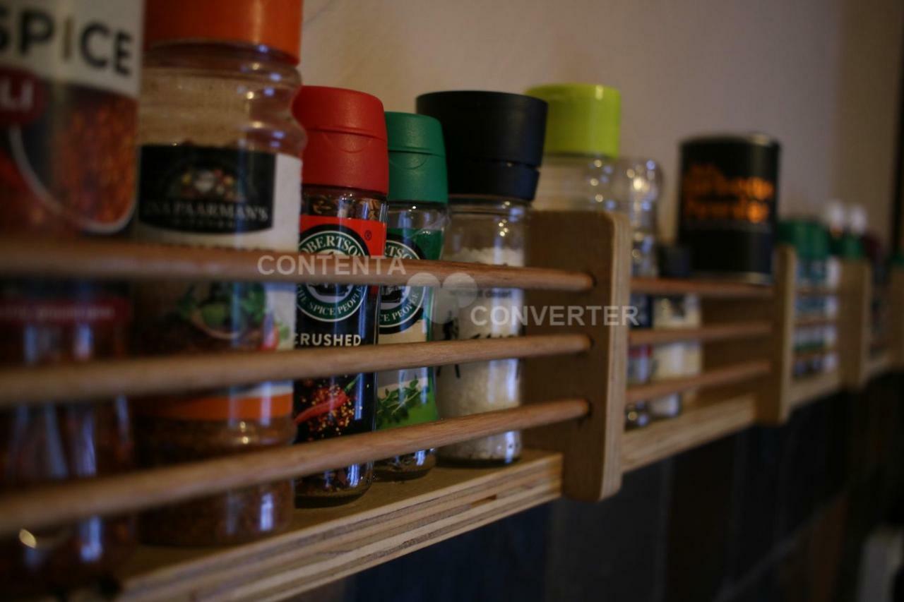 Hostel Urban Hive Backpackers *